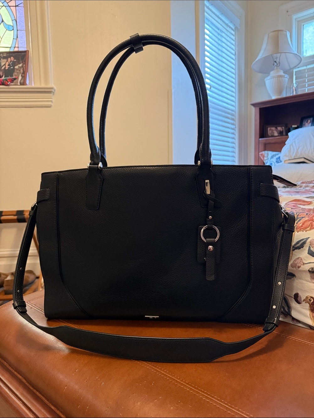 TUMI Classic Black Leather Tote Shoulder Bag - Women